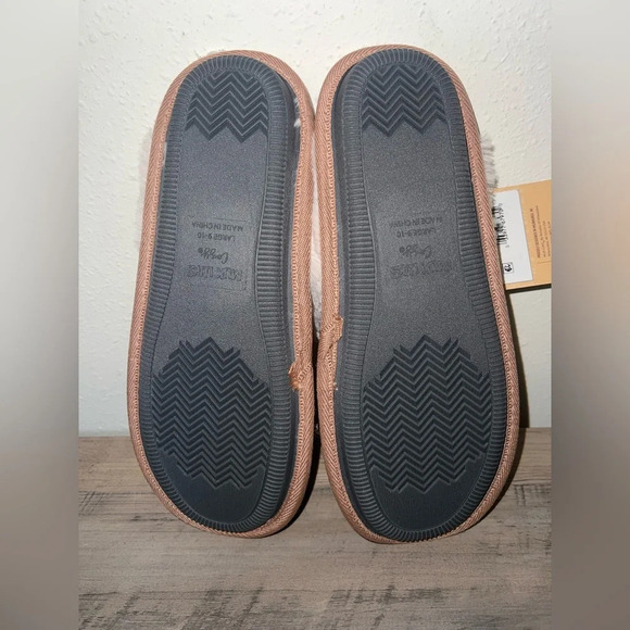 MUK LUKS Women's Angled Sparkle Scuff Slipper,Rose Gold, Size L, NWT - Picture 7 of 7